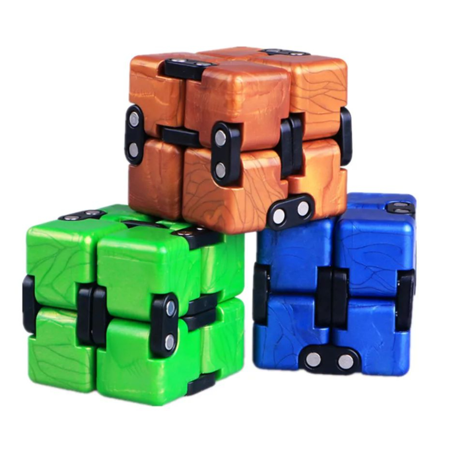 Model Kit Infinite Dimension - QiYi 2x2 Crazy Cube 2x2x2 cubo