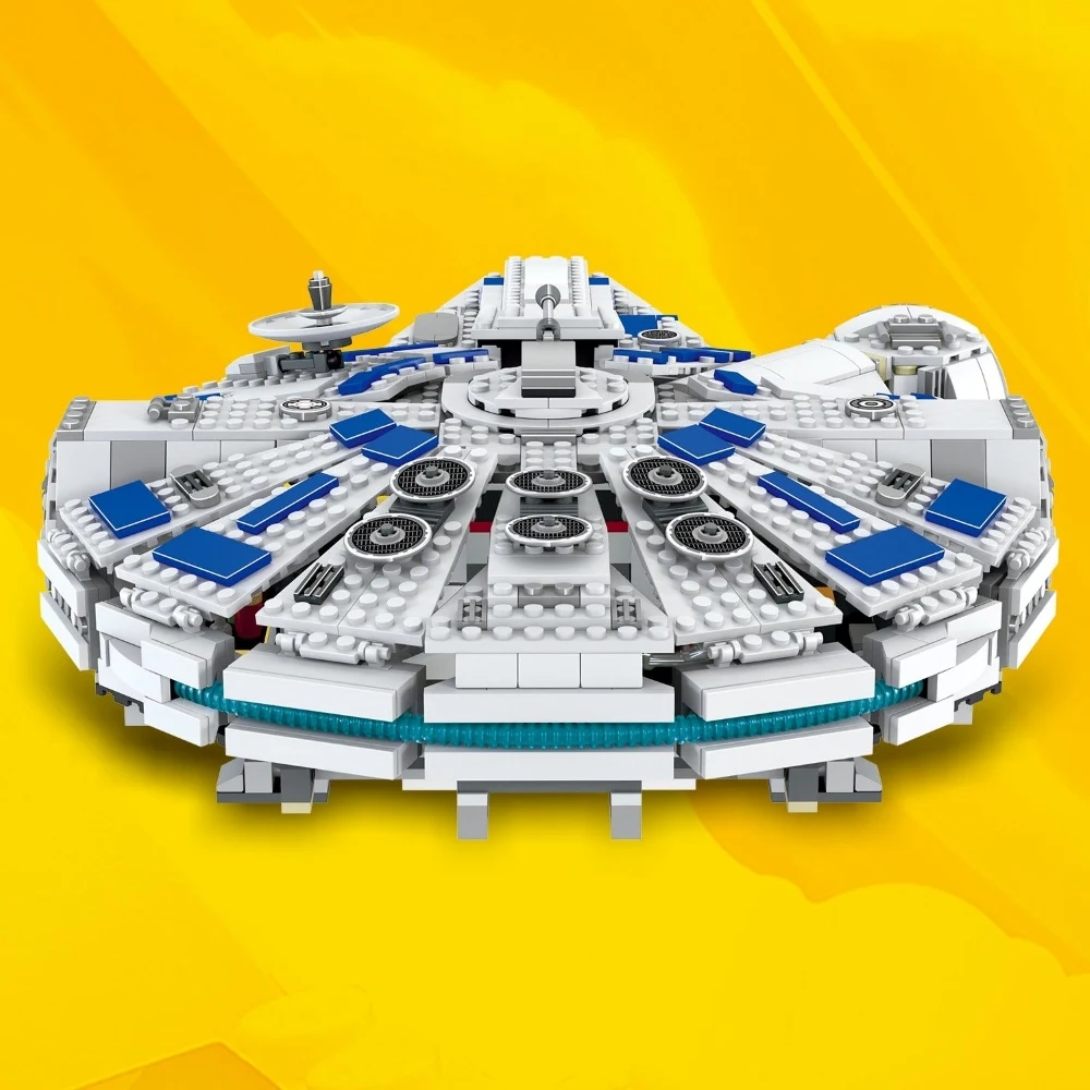 En Stock, nave espacial Mileni - Model Kit Wall E reseña y precio