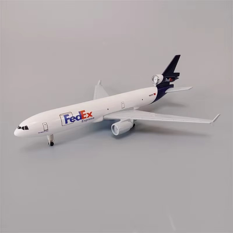 Modelo de avión 20cm Air Fedex - Model Kit Centaur reseña y precio