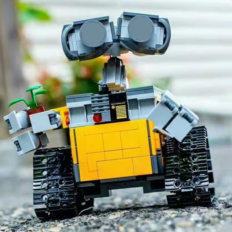 -Mini Robot de película clásic - Model Kit Wall E reseña y precio