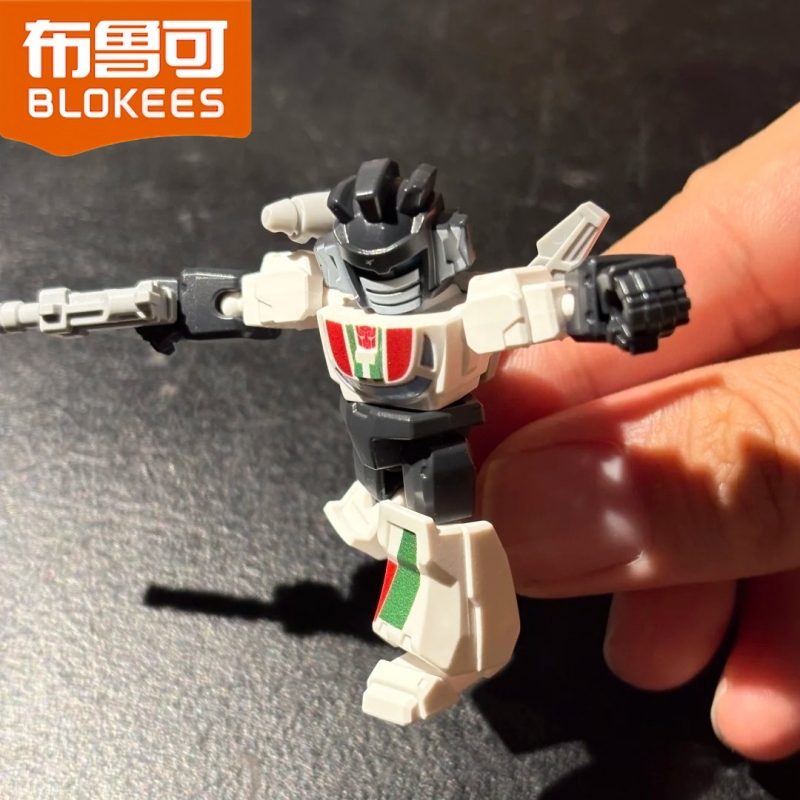 Blokees Transformers Defender  - Model Kit Blokees reseña y precio